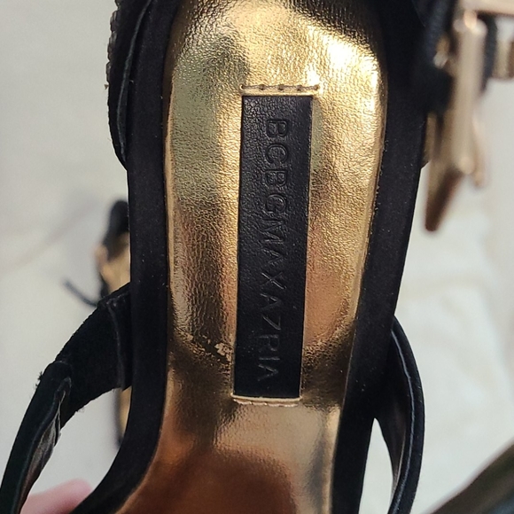 BCBG MaxAzria heels - Picture 2 of 10